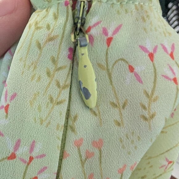 Aeropostale Pastel Green Floral A-Line Skirt with Pink Wildflower Print - Large - Picture 6 of 7